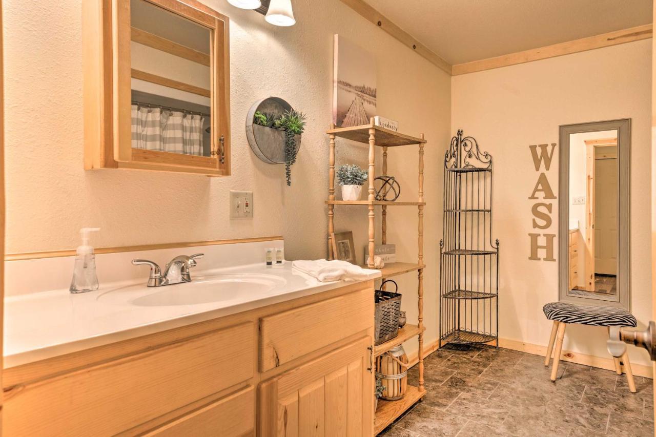 Willa Broken Bow Retreat On 2 Acres With Hot Tub And Deck! Zewnętrze zdjęcie